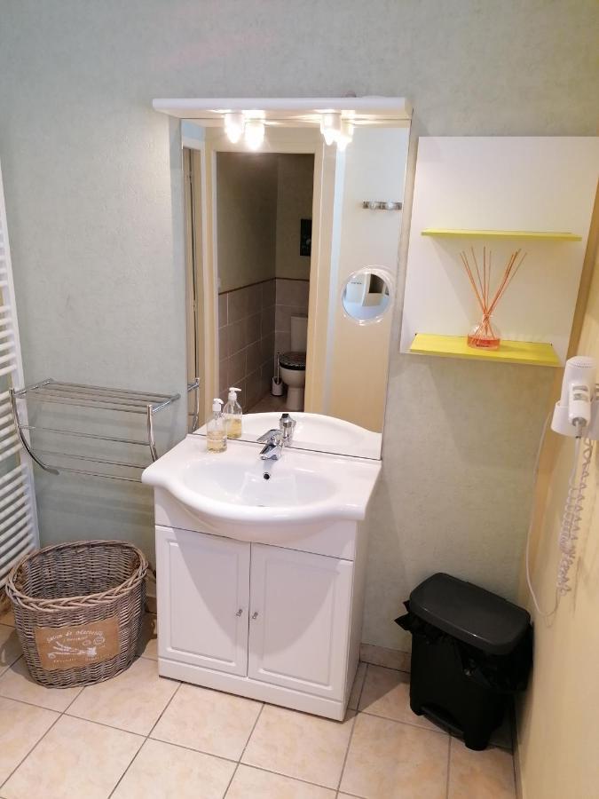 Hotes De L'Isle Saint-Medard-de-Mussidan المظهر الخارجي الصورة