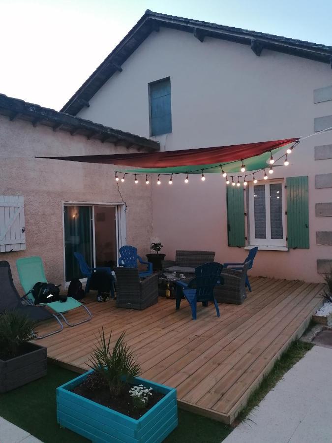 Hotes De L'Isle Saint-Medard-de-Mussidan المظهر الخارجي الصورة