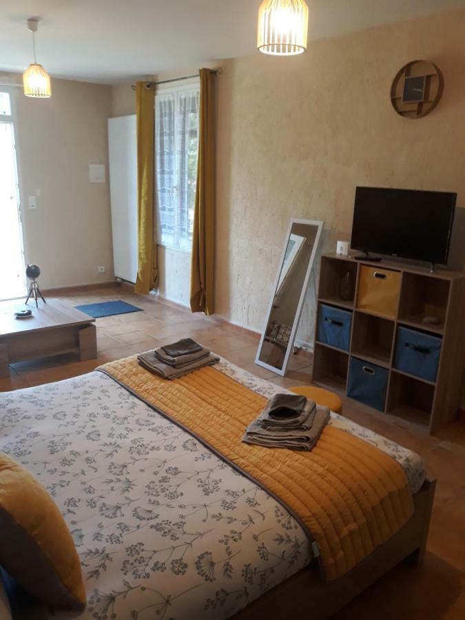 Hotes De L'Isle Saint-Medard-de-Mussidan المظهر الخارجي الصورة